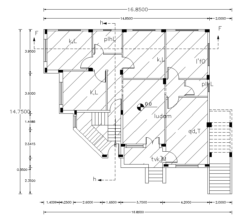 Column layout of 16x16m house is given in this AutoCAD drawing model ...